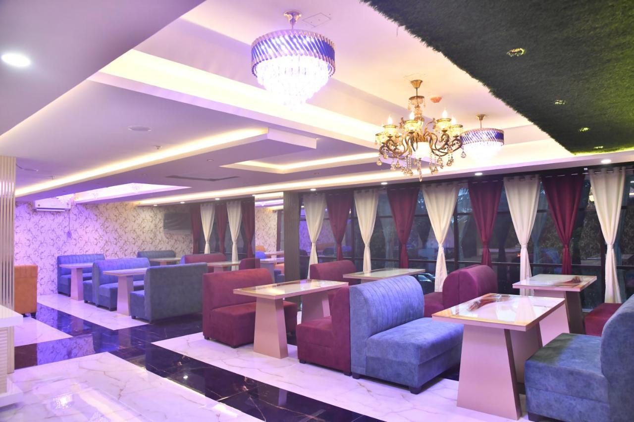 City Square Deoghar Bagian luar foto