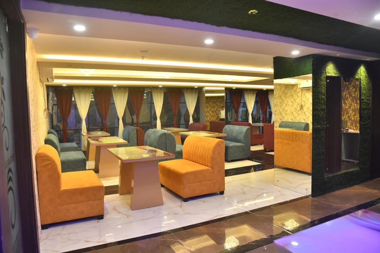 City Square Deoghar Bagian luar foto