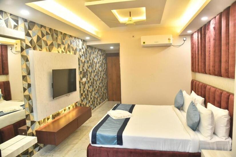 City Square Deoghar Bagian luar foto